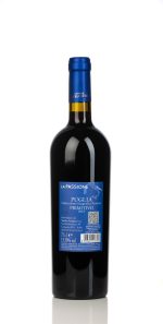 La Passione Primitivo in wijnglas