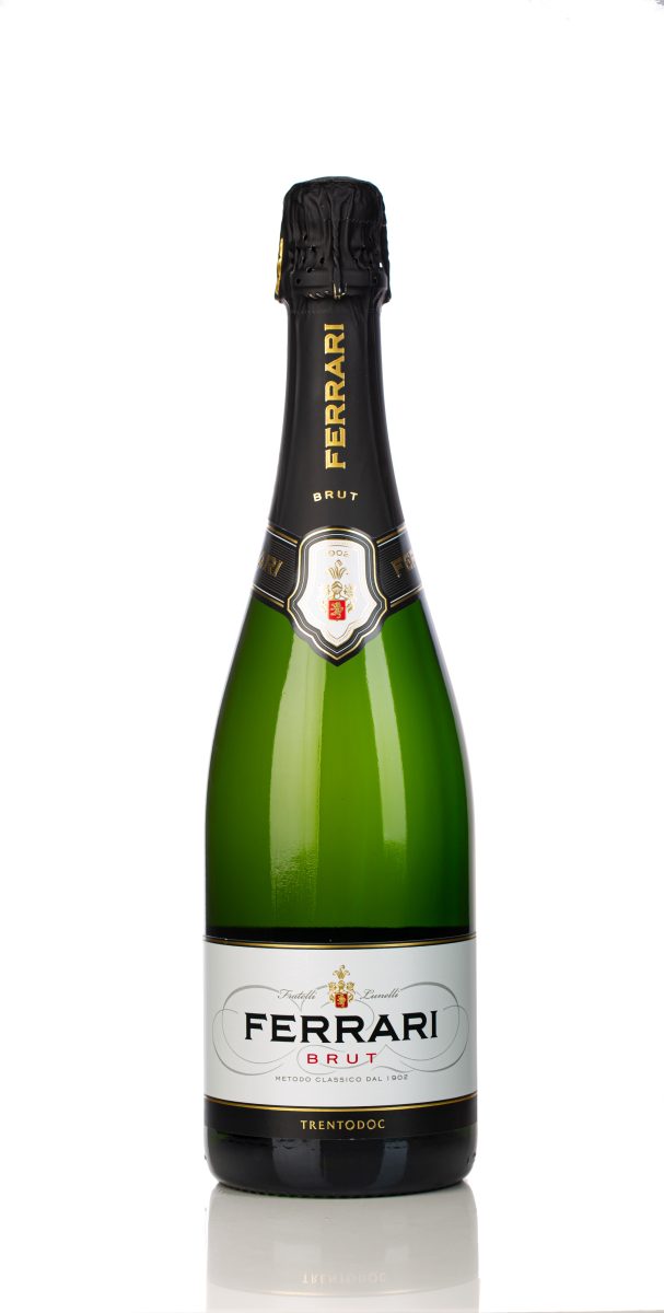 Ferrari Trento Brut White Label-F kopie Ferrari Trento Brut Trento DOC mousserende wijn fles