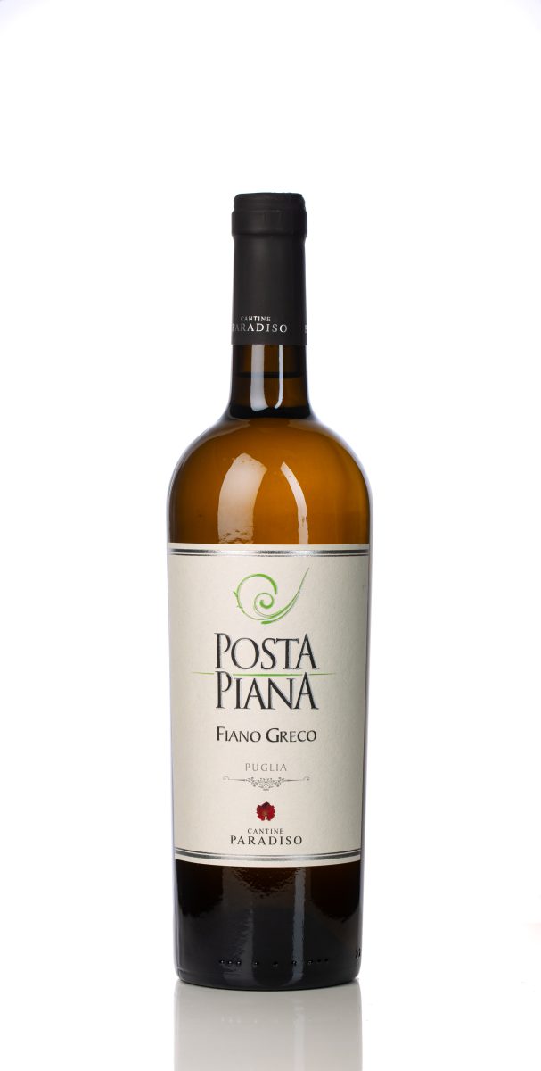 Posta Piana Puglia Fiano Greco IGP 2024-F kopie Posta Piana Puglia Fiano Greco bij gegrilde vis en frisse salade